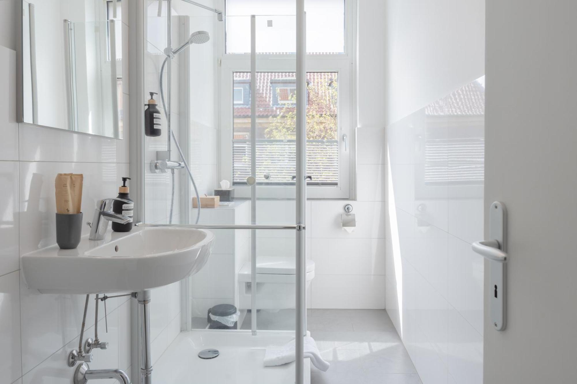 Modernes Apartment In Top Lage Komfortabel Eingerichtet Mit Arbeitsplatz Und Kueche - Geibelsuite Ανόβερο Εξωτερικό φωτογραφία